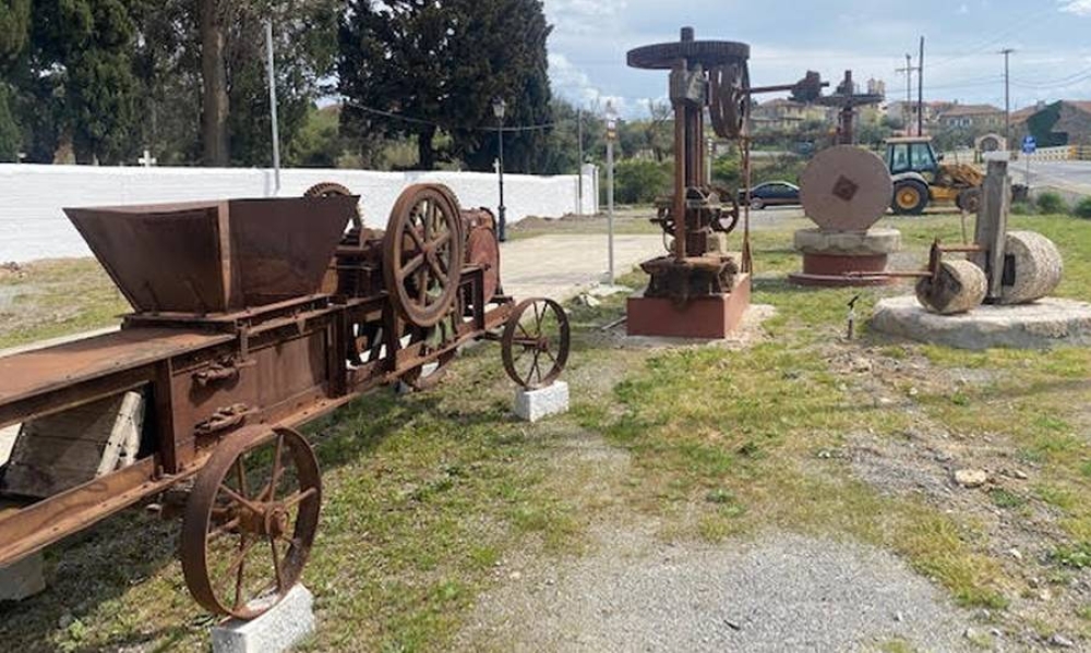 &Epsilon;&gamma;&kappa;&alpha;&iota;&nu;&iota;ά&zeta;&epsilon;&tau;&alpha;&iota; &sigma;&tau;&eta; &Sigma;&kappa;&omicron;ύ&rho;&alpha;  &eta; έ&kappa;&theta;&epsilon;&sigma;&eta; &alpha;&gamma;&rho;&omicron;&tau;&iota;&kappa;ώ&nu; &mu;&eta;&chi;&alpha;&nu;&eta;&mu;ά&tau;&omega;&nu;