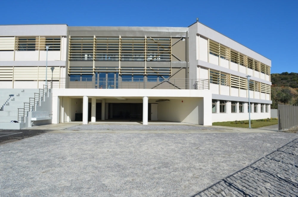 &Lambda;ύ&sigma;&eta; &tau;ώ&rho;&alpha; &sigma;&tau;&alpha; &pi;&rho;&omicron;&beta;&lambda;ή&mu;&alpha;&tau;&alpha; &tau;&omicron;&upsilon; &Mu;&omicron;&upsilon;&sigma;&iota;&kappa;&omicron;ύ &Sigma;&chi;&omicron;&lambda;&epsilon;ί&omicron;&upsilon;