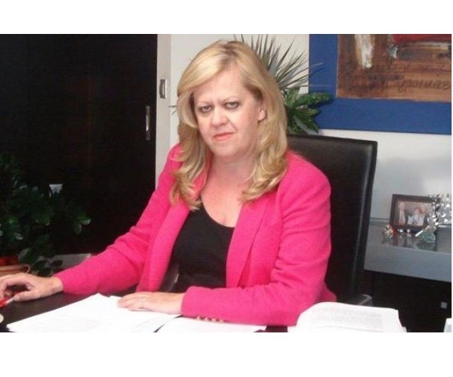 &Eta; &pi;&rho;ώ&tau;&eta; &mu;&epsilon;&tau;&epsilon;&kappa;&lambda;&omicron;&gamma;&iota;&kappa;ή &sigma;&upsilon;&nu;έ&nu;&tau;&epsilon;&upsilon;&xi;&eta; &tau;&eta;&sigmaf; &alpha;&nu;&tau;&iota;&pi;&epsilon;&rho;&iota;&phi;&epsilon;&rho;&epsilon;&iota;ά&rho;&chi;&eta; &Lambda;&alpha;&kappa;&omega;&nu;ί&alpha;&sigmaf;