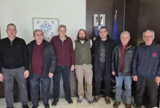 Εμβαθύνουν τη συνεργασία τους ΠΕ Λακωνίας-ΕΟΣ Σπάρτης