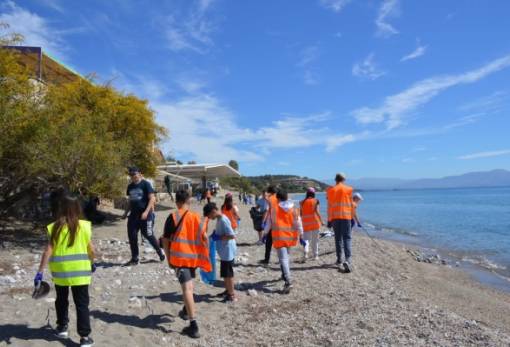 Καθαρισμός της παραλίας «Σελινίτσα» από το 1ο Γυμνάσιο Σπάρτης