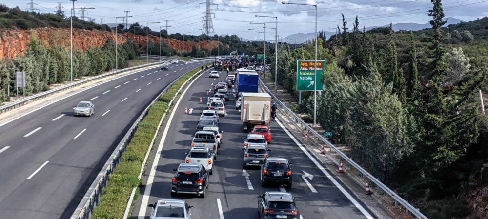 &laquo;&Mu;&alpha;&rho;&alpha;&theta;ώ&nu;&iota;&omicron;&sigmaf;&raquo; &tau;&omicron; &Sigma;&pi;ά&rho;&tau;&eta;-&Alpha;&theta;ή&nu;&alpha; &lambda;ό&gamma;&omega; &mu;&pi;&lambda;ό&kappa;&omicron;&upsilon; &sigma;&tau;&omicron;&nu; &alpha;&upsilon;&tau;&omicron;&kappa;&iota;&nu;&eta;&tau;ό&delta;&rho;&omicron;&mu;&omicron;