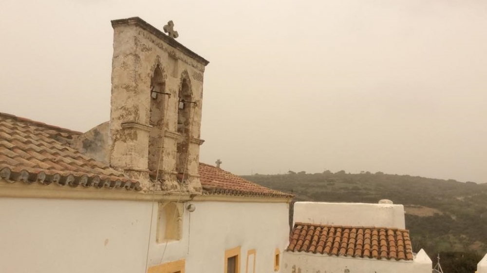 &Eta; &alpha;&rho;&chi;ό&nu;&tau;&iota;&sigma;&sigma;&alpha; Ά&nu;&nu;&alpha; &kappa;&alpha;&iota; &eta; &Pi;&alpha;&nu;&alpha;&gamma;ί&alpha; &eta; &Kappa;&alpha;&kappa;ή &Mu;έ&lambda;&iota;&sigma;&sigma;&alpha; (&Kappa;ύ&theta;&eta;&rho;&alpha;)