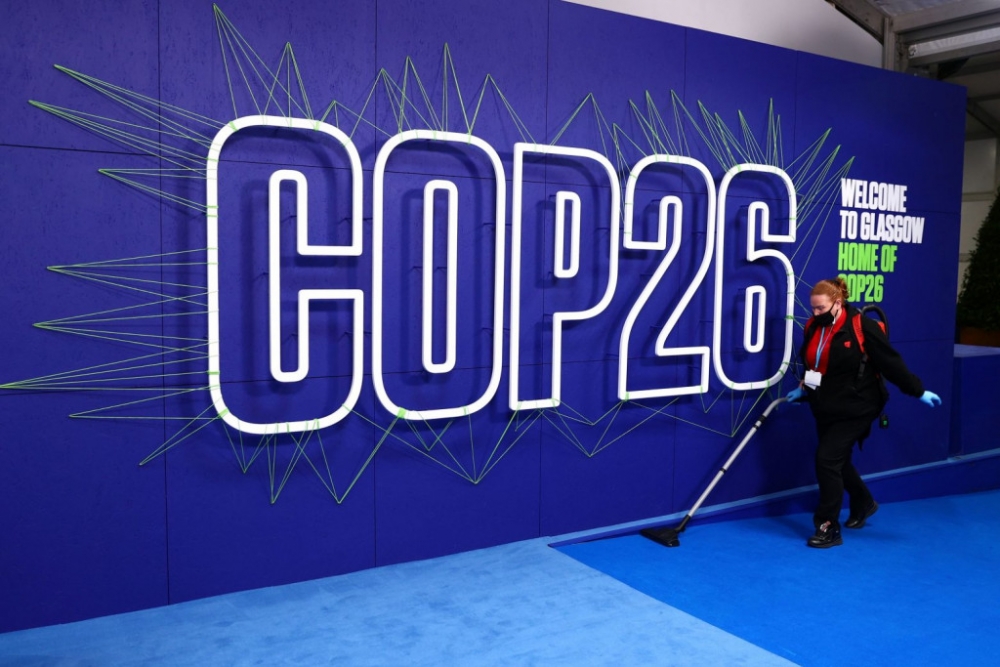 COP26 &ndash; &Pi;ό&sigma;&omicron; &kappa;&omicron;&sigma;&tau;ί&zeta;&epsilon;&iota; &eta; &kappa;&lambda;&iota;&mu;&alpha;&tau;&iota;&kappa;ή &alpha;&lambda;&lambda;&alpha;&gamma;ή; &Kappa;&alpha;&iota; &pi;ό&sigma;&omicron; &kappa;&omicron;&sigma;&tau;ί&zeta;&epsilon;&iota; &eta; &lambda;ύ&sigma;&eta;;