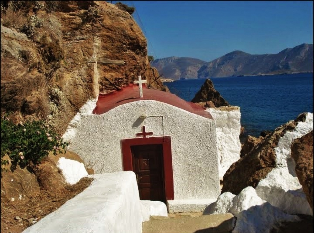 &Omicron; &psi;&alpha;&rho;ά&sigmaf; &kappa;&iota; &eta;  &Pi;&alpha;&nu;&alpha;&gamma;ί&alpha; &eta; &Kappa;&alpha;&beta;&omicron;&upsilon;&rho;&iota;&alpha;&nu;ή ή &Kappa;&alpha;&beta;&omicron;&upsilon;&rho;ά&delta;&alpha;&iota;&nu;&alpha; (&Lambda;έ&rho;&omicron;&sigmaf;)