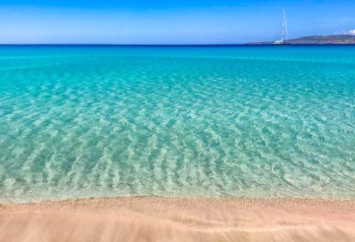 Έκθεση Κομισιόν: «Άριστα» τα νερά κολύμβησης στην Ελλάδα