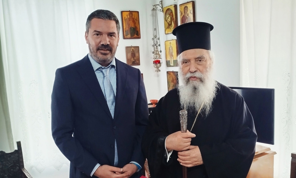 &laquo;&Pi;&eta;&gamma;ή έ&mu;&pi;&nu;&epsilon;&upsilon;&sigma;&eta;&sigmaf; &kappa;&alpha;&iota; &delta;&eta;&mu;&iota;&omicron;&upsilon;&rho;&gamma;ί&alpha;&sigmaf;&raquo; &omicron; &mu;&eta;&tau;&rho;&omicron;&pi;&omicron;&lambda;ί&tau;&eta;&sigmaf; &Epsilon;&upsilon;&sigma;&tau;ά&theta;&iota;&omicron;&sigmaf; &sigma;&tau;&eta;&nu; &Epsilon;&lambda;&alpha;&phi;ό&nu;&eta;&sigma;&omicron;