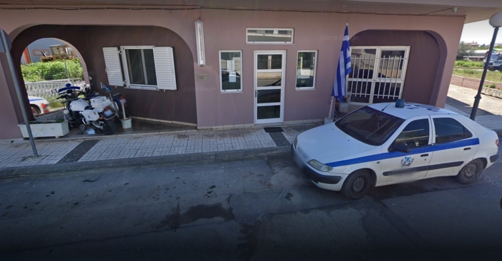 &Pi;&alpha;&rho;ά&tau;&alpha;&xi;&eta; &Pi;&alpha;&upsilon;&lambda;ά&kappa;&eta; &gamma;&iota;&alpha; &epsilon;&lambda;&lambda;&epsilon;ί&psi;&epsilon;&iota;&sigmaf; &sigma;&tau;&omicron; &Alpha;&Tau; &Epsilon;&upsilon;&rho;ώ&tau;&alpha;: &laquo;&Epsilon;ί&nu;&alpha;&iota; &alpha;&rho;&gamma;ά &gamma;&iota;&alpha; &alpha;&gamma;&alpha;&nu;&alpha;&kappa;&tau;&iota;&sigma;&mu;έ&nu;&alpha; &delta;ά&kappa;&rho;&upsilon;&alpha; &kappa;ύ&rho;&iota;&epsilon; &alpha;&nu;&tau;&iota;&delta;ή&mu;&alpha;&rho;&chi;&epsilon;&raquo;