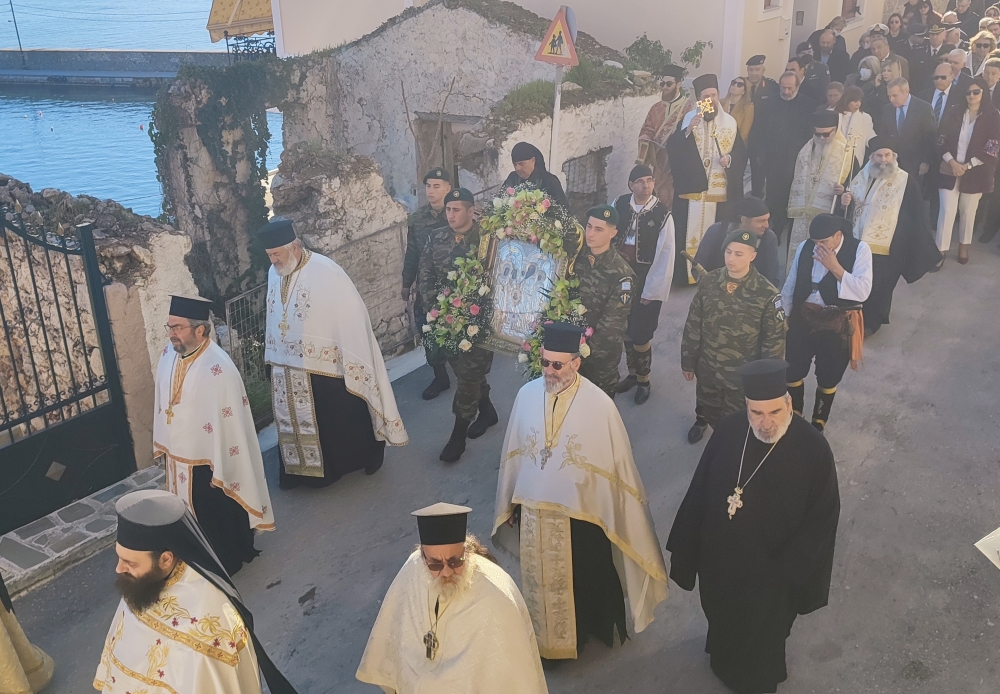 &Tau;&omicron; &Gamma;ύ&theta;&epsilon;&iota;&omicron; &gamma;&iota;ό&rho;&tau;&alpha;&sigma;&epsilon; &tau;&eta;&nu; &pi;&rho;&omicron;&sigma;&tau;ά&tau;&iota;&delta;ά &tau;&omicron;&upsilon;