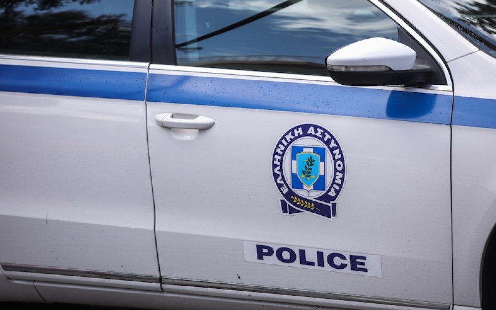 Ά&nu;&delta;&rho;&alpha;&sigmaf; &sigma;&epsilon; ά&sigma;&epsilon;&mu;&nu;&epsilon;&sigmaf; &epsilon;&nu;έ&rho;&gamma;&epsilon;&iota;&epsilon;&sigmaf; &kappa;&alpha;&tau;ά &alpha;&nu;ή&lambda;&iota;&kappa;&eta;&sigmaf; &sigma;&tau;&alpha; &Beta;ά&tau;&iota;&kappa;&alpha;