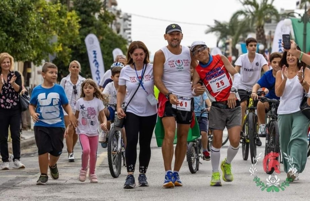 &Eta; &epsilon;&upsilon;&gamma;&epsilon;&nu;ή&sigmaf; ά&mu;&iota;&lambda;&lambda;&alpha; &pi;ή&rho;&epsilon; &mu;&epsilon;&tau;ά&lambda;&lambda;&iota;&omicron; &sigma;&tau;&omicron; &Sigma;&pi;ά&rho;&tau;&alpha;&theta;&lambda;&omicron;&nu;
