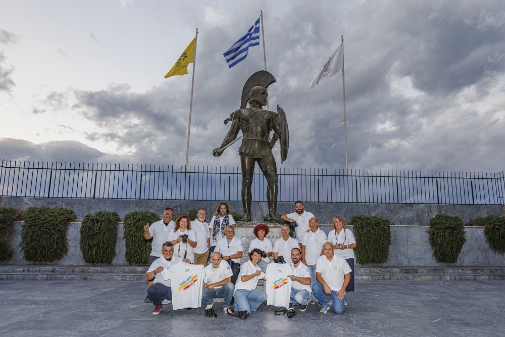 &Eta; &Lambda;έ&sigma;&chi;&eta; &Phi;&omega;&tau;&omicron;&gamma;&rho;&alpha;&phi;ί&alpha;&sigmaf; &Sigma;&pi;ά&rho;&tau;&eta;&sigmaf; &alpha;&kappa;&omicron;&lambda;&omicron;&upsilon;&theta;&epsilon;ί &tau;&omicron; &Sigma;&pi;ά&rho;&tau;&alpha;&theta;&lambda;&omicron;&nu; &kappa;&alpha;&rho;έ &kappa;&alpha;&rho;έ