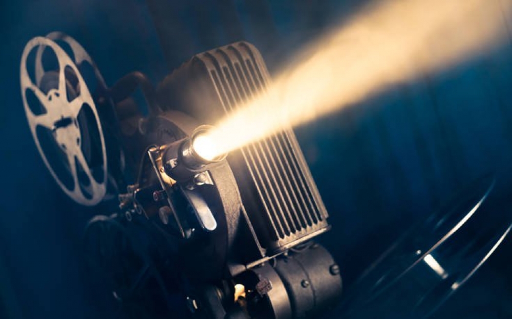 &Tau;&alpha; &kappa;&iota;&nu;&eta;&mu;&alpha;&tau;&omicron;&gamma;&rho;&alpha;&phi;&iota;&kappa;ά &delta;&iota;&alpha;&mu;ά&nu;&tau;&iota;&alpha; &tau;&omicron;&upsilon; 2019