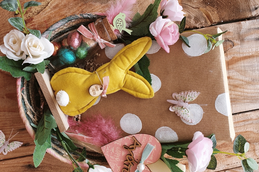 &Pi;&alpha;&sigma;&chi;&alpha;&lambda;&iota;&nu;ό &pi;&rho;&omega;&iota;&nu;ό &gamma;&epsilon;&mu;ά&tau;&omicron; &phi;&alpha;&nu;&tau;&alpha;&sigma;ί&alpha; &kappa;&alpha;&iota; &delta;&eta;&mu;&iota;&omicron;&upsilon;&rho;&gamma;ί&alpha; &sigma;&tau;&omicron; &Delta;&alpha;&phi;&nu;ί