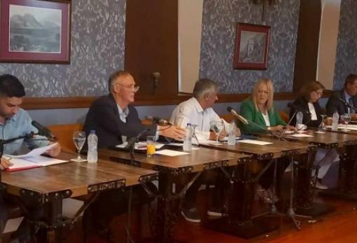 Λόλα, να ένα Debate: Αγχιμαχώντας για τον Δήμο Σπάρτης! (II)