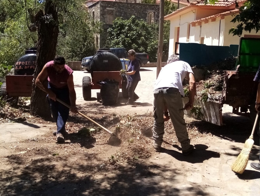 &Omicron;&iota; &Alpha;&gamma;&rho;&iota;&alpha;&nu;&iota;ά&tau;&epsilon;&sigmaf; &kappa;&rho;&alpha;&tau;&omicron;ύ&nu; &tau;&omicron; &chi;&omega;&rho;&iota;ό &tau;&omicron;&upsilon;&sigmaf; &sigma;&tau;&eta;&nu; &kappa;&omicron;&rho;&upsilon;&phi;ή