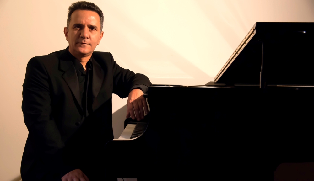 &laquo;&Nu;ύ&chi;&tau;&alpha; &gamma;&epsilon;&mu;ά&tau;&eta; &theta;&alpha;ύ&mu;&alpha;&tau;&alpha;&raquo; &sigma;&tau;&omicron;&nu; &Nu;&epsilon;&rho;ό&mu;&upsilon;&lambda;&omicron; &tau;&omicron;&upsilon; &Sigma;&alpha;ϊ&nu;&omicron;&pi;&omicron;&upsilon;&lambda;&epsilon;ί&omicron;&upsilon;