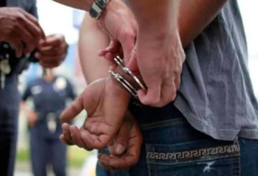 Χειροπέδες σε 36χρονο στο Γύθειο για εγκληματική οργάνωση και διακίνηση