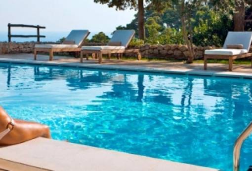 Δύσκολος Ιούλιος, «ανάσα» ο Αύγουστος για τους ξενοδόχους