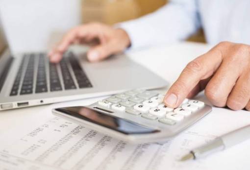 Τέλος επιτηδεύματος: Ανακούφιση για τους εργαζόμενους με τα «μπλοκάκια»