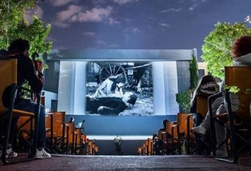 Θερινός κινηματογράφος κάτω απ’ τα αστέρια στην Ελαφόνησο