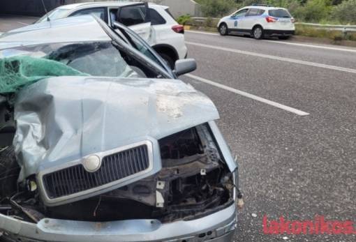 Τροχαίο στην παράκαμψη Βουτιάνων: Σφοδρή σύγκρουση 2 οχημάτων (ΦΩΤΟ)