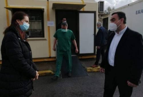 Η Π.Ε. Λακωνίας συνεχίζει τη στήριξη  στις δομές υγείας