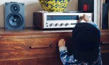 &Tau;&omicron; &delta;&iota;&kappa;ό &sigma;&alpha;&sigmaf; &sigma;&chi;ό&lambda;&iota;&omicron;: &Pi;&alpha;&rho;ά&delta;&epsilon;&iota;&gamma;&mu;&alpha; &kappa;&omicron;&iota;&nu;&omega;&nu;&iota;&kappa;ή&sigmaf; &alpha;&nu;&alpha;&iota;&sigma;&theta;&eta;&sigma;ί&alpha;&sigmaf;