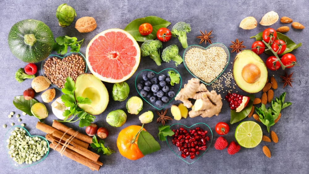 &Pi;&omicron;&iota;&omicron;&sigmaf; &tau;ύ&pi;&omicron;&sigmaf; &delta;&iota;&alpha;&tau;&rho;&omicron;&phi;ή&sigmaf; &epsilon;ί&nu;&alpha;&iota; &omicron; &pi;&iota;&omicron; &upsilon;&gamma;&iota;&epsilon;&iota;&nu;ό&sigmaf; &gamma;&iota;&alpha; ό&sigma;&omicron;&upsilon;&sigmaf; &epsilon;ί&nu;&alpha;&iota; &pi;ά&nu;&omega; &alpha;&pi;ό 65 &epsilon;&tau;ώ&nu;;