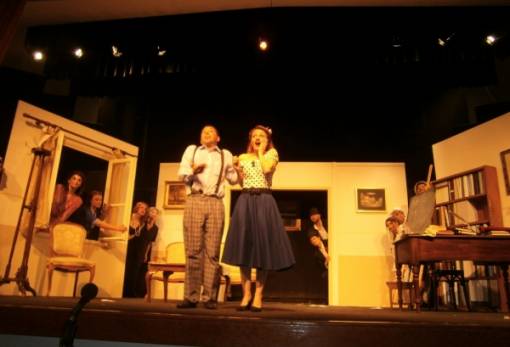 Ξανα-ανεβαίνει η παράσταση «Δεν είμαι εγώ»