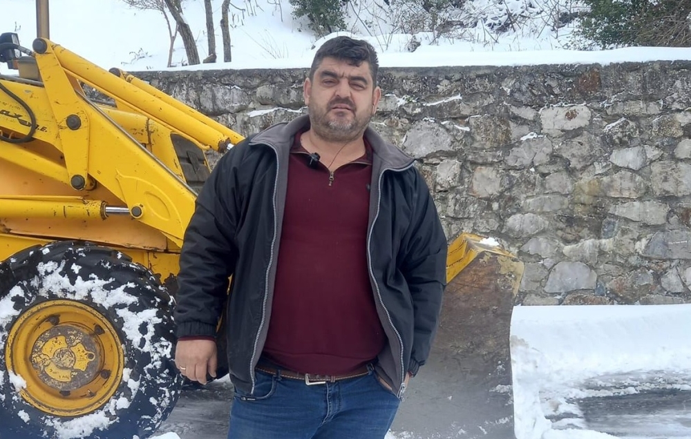 &Pi;&alpha;ύ&theta;&eta;&kappa;&epsilon; &alpha;&pi;ό &tau;&alpha; &kappa;&alpha;&theta;ή&kappa;&omicron;&nu;&tau;ά &tau;&omicron;&upsilon; &omicron; &alpha;&nu;&tau;&iota;&delta;ή&mu;&alpha;&rho;&chi;&omicron;&sigmaf; &Epsilon;&upsilon;&rho;ώ&tau;&alpha; &Delta;. &Phi;&iota;&phi;&lambda;ή&sigmaf;