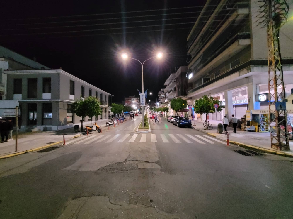 &laquo;&Alpha;&nu;&omicron;&iota;&chi;&tau;ή &Pi;ό&lambda;&eta;&raquo; &alpha;&lambda;&lambda;ά&hellip; έ&rho;&eta;&mu;&eta;