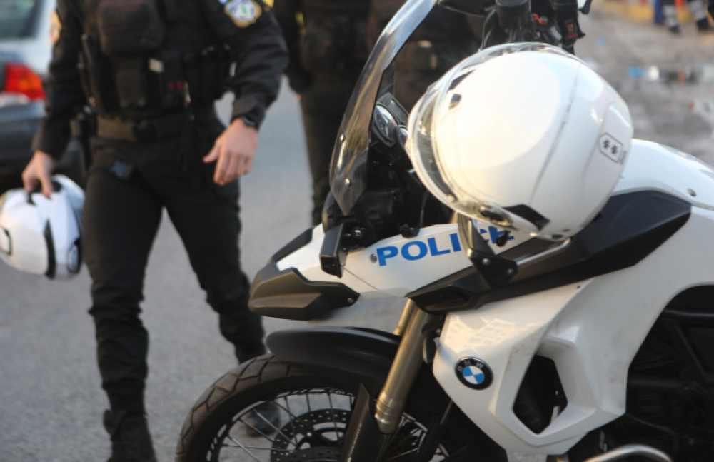 &laquo;&Xi;&epsilon;&kappa;&alpha;&theta;&alpha;&rho;ί&zeta;&epsilon;&iota;&raquo; &mu;&epsilon; &tau;&eta;&nu; &pi;&alpha;&rho;&alpha;&beta;&alpha;&tau;&iota;&kappa;ό&tau;&eta;&tau;&alpha; &eta; &Epsilon;&Lambda;&Alpha;&Sigma; &sigma;&tau;&eta;&nu; &Pi;&epsilon;&lambda;&omicron;&pi;ό&nu;&nu;&eta;&sigma;&omicron;