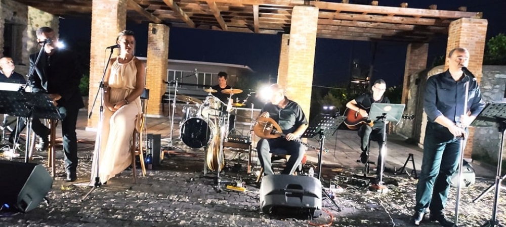 &Mu;&alpha;&gamma;&iota;&kappa;ή &mu;&omicron;&upsilon;&sigma;&iota;&kappa;ή &beta;&rho;&alpha;&delta;&iota;ά &sigma;&tau;&omicron; &Iota;&nu;&sigma;&tau;&iota;&tau;&omicron;ύ&tau;&omicron; &Beta;&upsilon;&zeta;&alpha;&nu;&tau;&iota;&nu;ώ&nu; &Sigma;&pi;&omicron;&upsilon;&delta;ώ&nu; &Mu;&upsilon;&sigma;&tau;&rho;ά