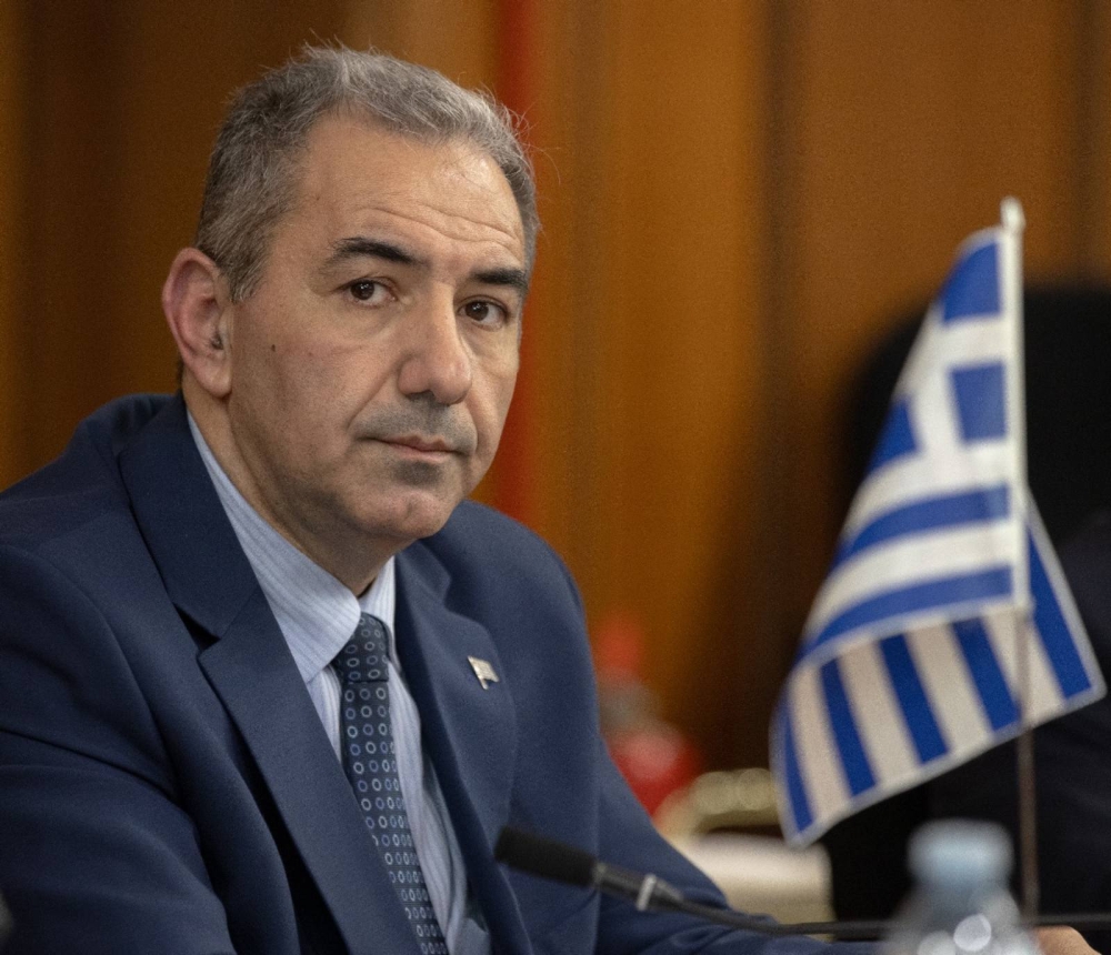 &Eta; &Epsilon;&lambda;&lambda;&eta;&nu;&omicron;-&Lambda;&iota;&beta;&upsilon;&kappa;ή &kappa;&rho;ί&sigma;&eta; &kappa;&alpha;&iota; &omicron; &rho;ό&lambda;&omicron;&sigmaf; &tau;&eta;&sigmaf; &Tau;&omicron;&upsilon;&rho;&kappa;ί&alpha;&sigmaf;: &Alpha;&nu;ά&gamma;&kappa;&eta; &gamma;&iota;&alpha; &mu;&iota;&alpha; &sigma;&tau;&rho;&alpha;&tau;&eta;&gamma;&iota;&kappa;ή &epsilon;&pi;&alpha;&nu;&alpha;&pi;&rho;&omicron;&sigma;έ&gamma;&gamma;&iota;&sigma;&eta;&sigmaf;