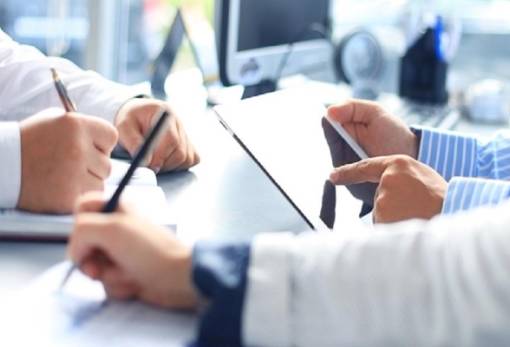 «Από την επαγγελματική κατάρτιση στην επαγγελματική δραστηριότητα»: Εκδήλωση του Επιμελητηρίου στο Γύθειο