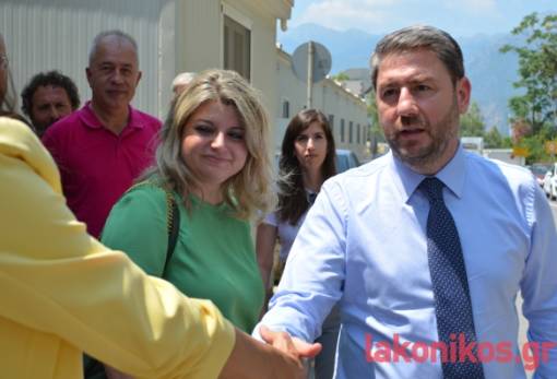 Σήμα για «αναγέννηση του ΕΣΥ» έδωσε ο Νίκος Ανδρουλάκης από τη Σπάρτη