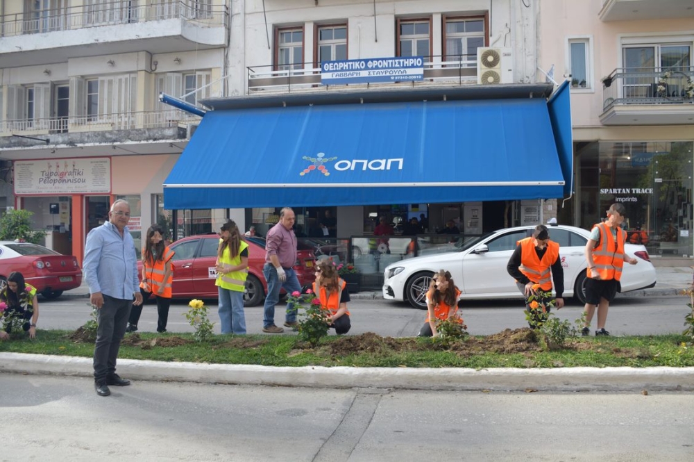 &Phi;ύ&tau;&epsilon;&psi;&epsilon; &tau;&rho;&iota;&alpha;&nu;&tau;&alpha;&phi;&upsilon;&lambda;&lambda;&iota;έ&sigmaf; &tau;&omicron; 1&omicron; &Gamma;&upsilon;&mu;&nu;ά&sigma;&iota;&omicron; &Sigma;&pi;ά&rho;&tau;&eta;&sigmaf;