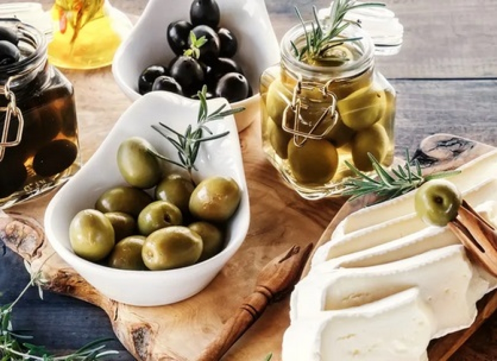 &Pi;&rho;&omicron;&beta;&omicron;&lambda;ή &kappa;&alpha;&iota; &gamma;&epsilon;&upsilon;&sigma;&iota;&gamma;&nu;&omega;&sigma;ί&alpha; &lambda;&alpha;&kappa;&omega;&nu;&iota;&kappa;ώ&nu; &pi;&rho;&omicron;ϊό&nu;&tau;&omega;&nu; &sigma;&epsilon; &epsilon;&kappa;&delta;ή&lambda;&omega;&sigma;&eta; &tau;&omicron;&upsilon; &Epsilon;&pi;&iota;&mu;&epsilon;&lambda;&eta;&tau;&eta;&rho;ί&omicron;&upsilon;