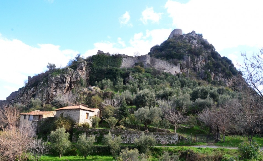 &Beta;&alpha;&delta;ί&Zeta;&Omicron;&Upsilon;&Mu;&Epsilon; &sigma;&tau;&eta; &phi;ύ&sigma;&eta;: &Mu;&iota;&alpha; &alpha;&pi;&omicron;&gamma;&epsilon;&upsilon;&mu;&alpha;&tau;&iota;&nu;ή &pi;&epsilon;&zeta;&omicron;&pi;&omicron;&rho;ί&alpha; &sigma;&tau;&alpha; &Pi;&iota;&kappa;&omicron;&upsilon;&lambda;&iota;ά&nu;&iota;&kappa;&alpha;