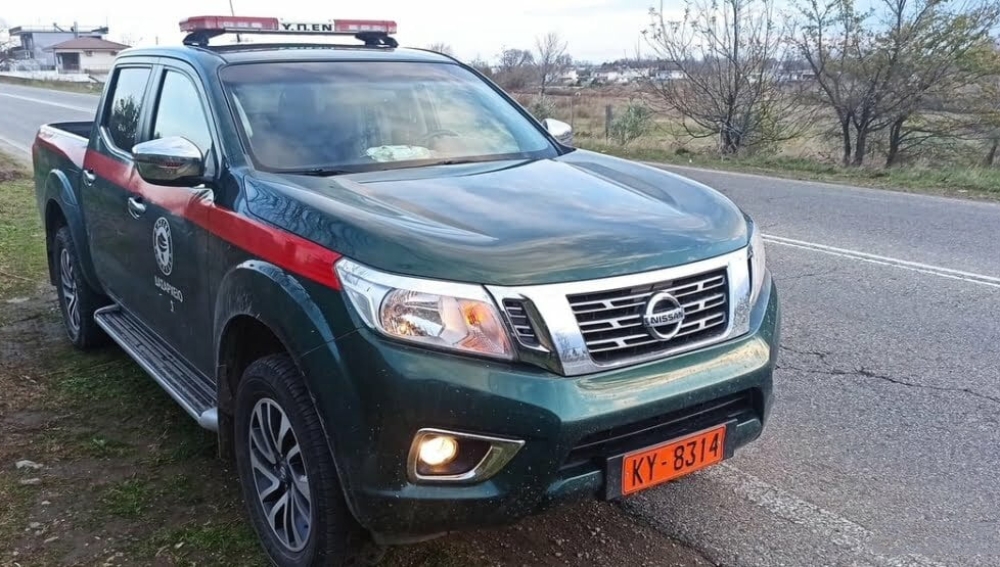 &Delta;ύ&omicron; &nu;έ&alpha; &omicron;&chi;ή&mu;&alpha;&tau;&alpha; 4&times;4 &gamma;&iota;&alpha; &tau;&alpha; &Delta;&alpha;&sigma;&alpha;&rho;&chi;&epsilon;ί&alpha; &Sigma;&pi;ά&rho;&tau;&eta;&sigmaf; &kappa;&alpha;&iota; &Gamma;&upsilon;&theta;&epsilon;ί&omicron;&upsilon;