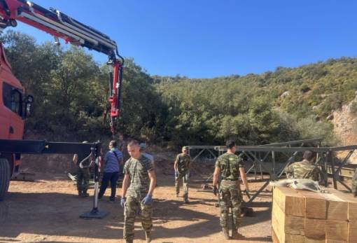 Με γέφυρα Μπέλεϋ αποκαθίσταται η πρόσβαση στο Παλαιομονάστηρο