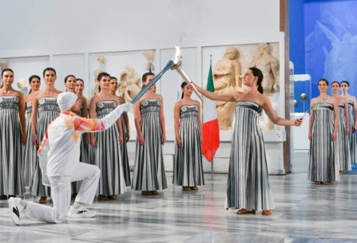 Άναψε τη «Φλόγα» της Ολυμπιακής Εκεχειρίας στην Ολυμπία η Σπάρτη