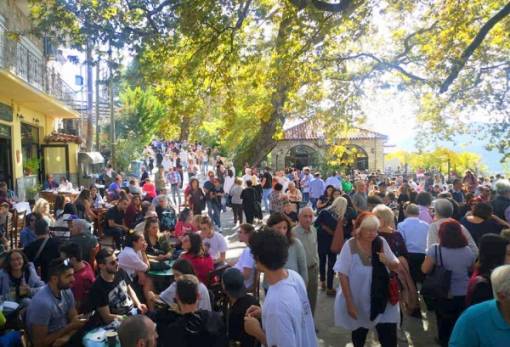 Η «Γιορτή Κάστανου» έφερε την Άρνα στο επίκεντρο (ΦΩΤΟ)