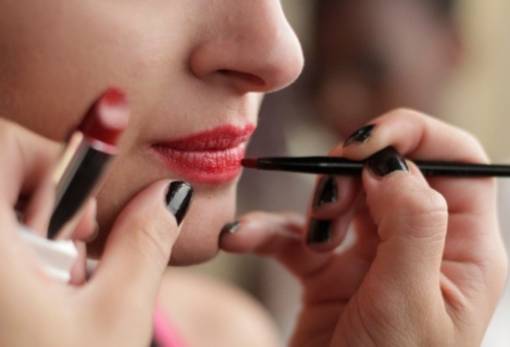 Κόκκινο κραγιόν: Το tip που πρέπει να ξέρεις