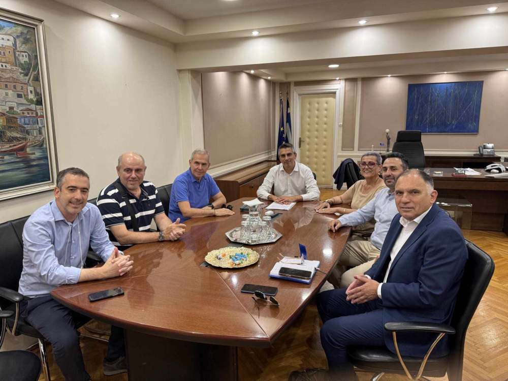 Έ&tau;&epsilon;&iota;&nu;&epsilon; &epsilon;&upsilon;ή&kappa;&omicron;&omicron;&nu; &omicron;&upsilon;&sigmaf; &sigma;&tau;&omicron;&upsilon;&sigmaf; &lambda;&omicron;&gamma;&iota;&sigma;&tau;έ&sigmaf; &tau;&eta;&sigmaf; &Lambda;&alpha;&kappa;&omega;&nu;ί&alpha;&sigmaf; &omicron; &Chi;&rho;ί&sigma;&tau;&omicron;&sigmaf; &Delta;ή&mu;&alpha;&sigmaf;