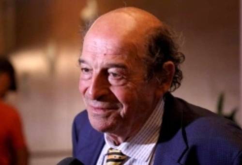 Τελευταίο πλάνο για τον Μανούσο Μανουσάκη