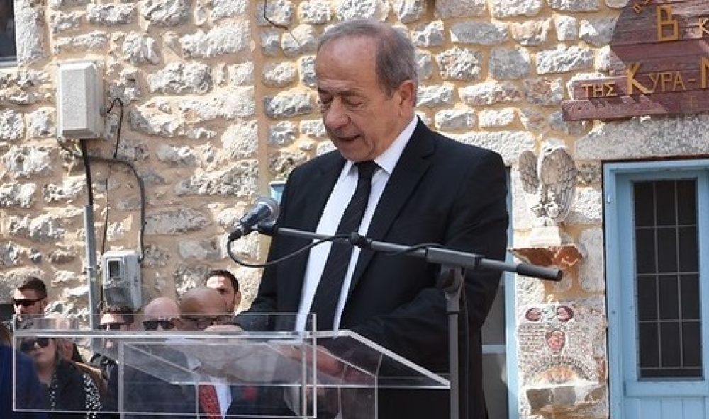 &laquo;&Sigma;ή&kappa;&omega;&sigma;&epsilon;&raquo; &xi;&alpha;&nu;ά &tau;&omicron; &lambda;ά&beta;&alpha;&rho;&omicron; &tau;&eta;&sigmaf; &alpha;&pi;&omicron;&kappa;&alpha;&tau;&epsilon;&sigma;&tau;&eta;&mu;έ&nu;&eta;&sigmaf; &kappa;&iota; &epsilon;&nu;&iota;&alpha;ί&alpha;&sigmaf; &Mu;ά&nu;&eta;&sigmaf;