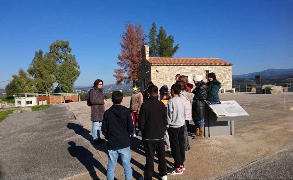 &Mu;&alpha;&theta;&eta;&tau;έ&sigmaf; &tau;&omega;&nu; &Alpha;&mu;&upsilon;&kappa;&lambda;ώ&nu; &epsilon;&gamma;&kappa;&alpha;&iota;&nu;ί&alpha;&sigma;&alpha;&nu; &tau;&eta; &nu;έ&alpha; &epsilon;&pi;&omicron;&chi;ή &tau;&omicron;&upsilon; &Alpha;&mu;&upsilon;&kappa;&lambda;&alpha;ί&omicron;&upsilon; &Alpha;&pi;ό&lambda;&lambda;&omega;&nu;&omicron;&sigmaf;