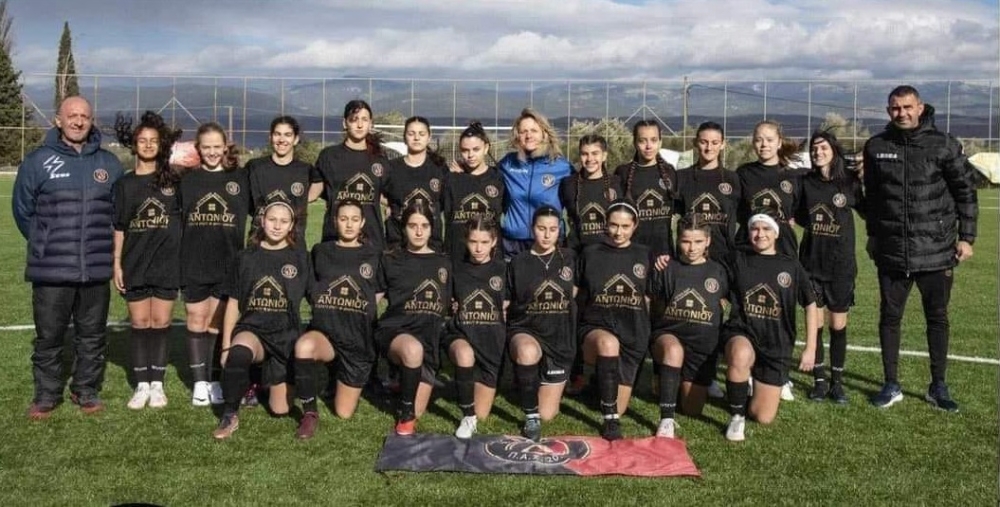 &Epsilon;&pi;ά&xi;&iota;&alpha; &Pi;&Alpha;&Sigma; &sigma;&tau;&eta; &Beta;΄ &Epsilon;&theta;&nu;&iota;&kappa;ή &mu;&epsilon; &chi;&rho;&upsilon;&sigma;ά &kappa;&omicron;&rho;ί&tau;&sigma;&iota;&alpha; &alpha;&pi;ό &tau;&eta; &Sigma;&pi;ά&rho;&tau;&eta;!